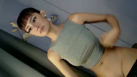 JACKY DELOS SANTOS online show from December 13, 9:54 pm