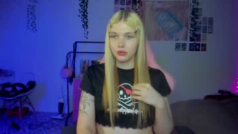 Pretty online show from July 26, 1:03 am