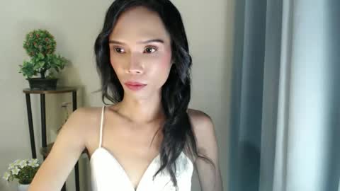 Your Princess Yums online show from May 7, 1:40 pm