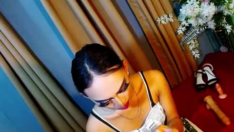 miss yasii online show from February 1, 4:11 pm