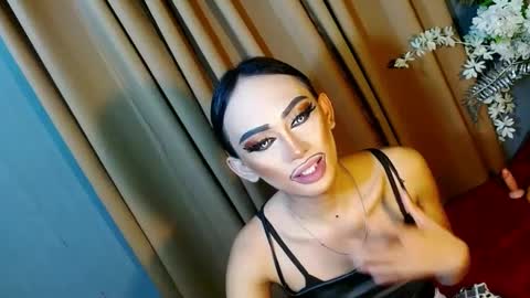 miss yasii online show from February 3, 12:47 pm