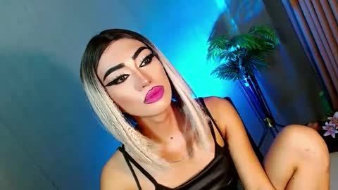 miss yasii online show from February 17, 12:48 pm