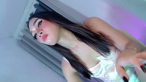 your_luckygirl88 online show from September 24, 4:18 am