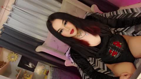 kim online show from March 4, 8:16 pm