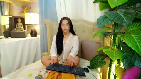 kim online show from October 20, 12:41 pm