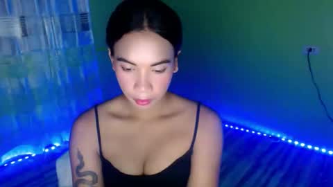 ashley online show from May 19, 11:39 am