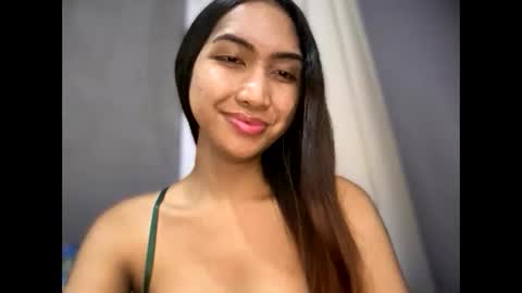 yourlovebella88 online show from January 10, 12:05 am