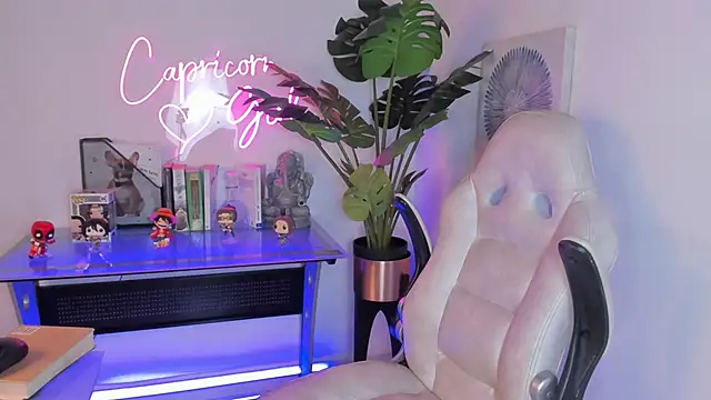 Korina Saenz01 online show from November 18, 8:09 pm