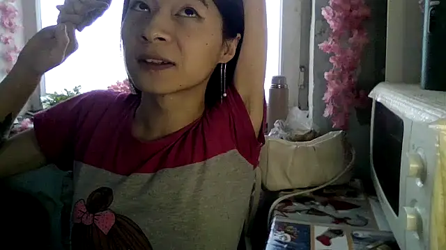 CarlyJoy online show from October 24, 11:15 am