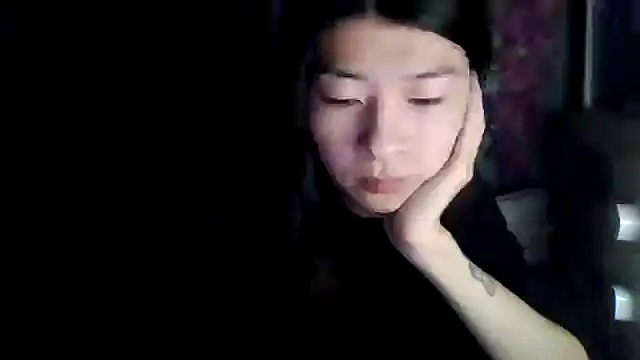 CarlyJoy online show from October 28, 1:09 pm