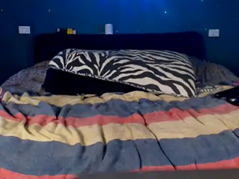 Karendolly  8 online show from February 16, 9:56 pm