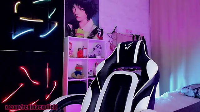 snake  bites online show from November 28, 9:05 pm