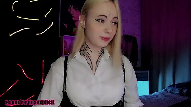 snake  bites online show from February 14, 10:05 pm