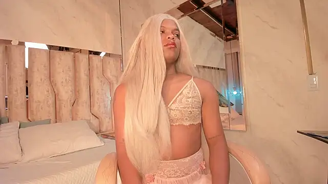 ari monet online show from February 16, 12:03 pm