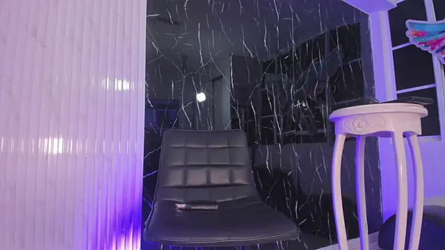 Mell Saenz online show from February 18, 6:37 am