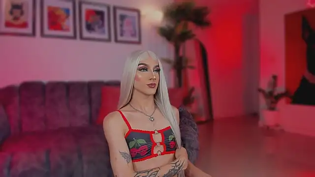 Taylor  foxxx online show from February 18, 5:37 am