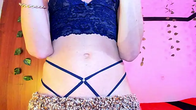 lucianromero online show from November 30, 7:00 am