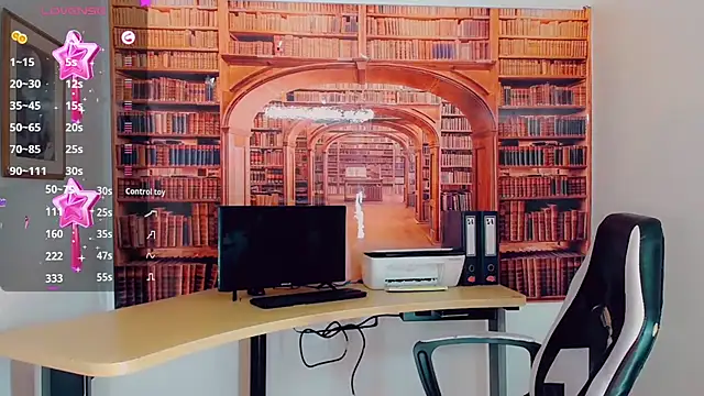 khiara moretti online show from February 20, 7:30 pm