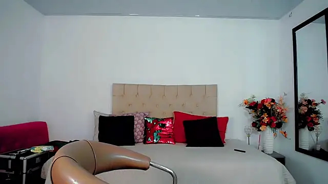 maria camilacms online show from October 22, 6:32 pm