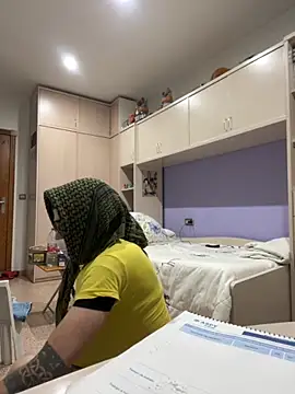 Kamaleonix online show from November 21, 11:50 pm