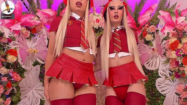 Snapshot of AlisonSharon chatting on February 1, 4:03 am AlisonSharon online show from February 1, 4:03 am