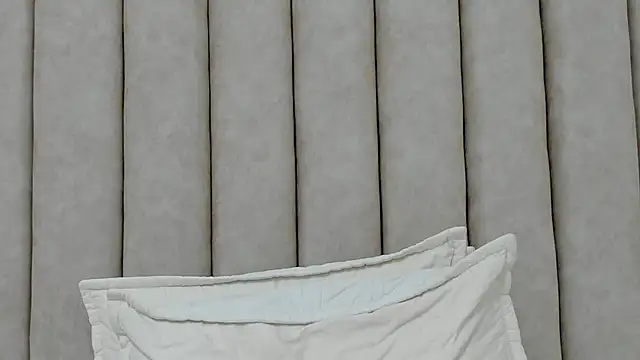 FreyaMoller online show from November 5, 7:14 pm