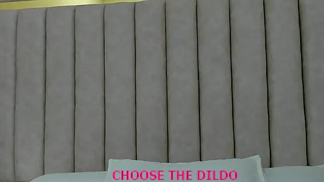 FreyaMoller online show from November 11, 7:37 pm