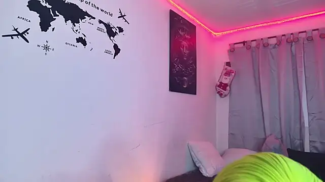 Stefhania susej online show from November 22, 8:27 am