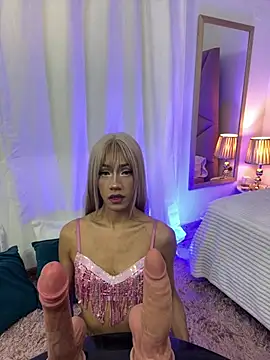 Snapshot of VictoriaRoss1 chatting on March 1, 7:59 pm VictoriaRoss1 online show from March 1, 7:59 pm