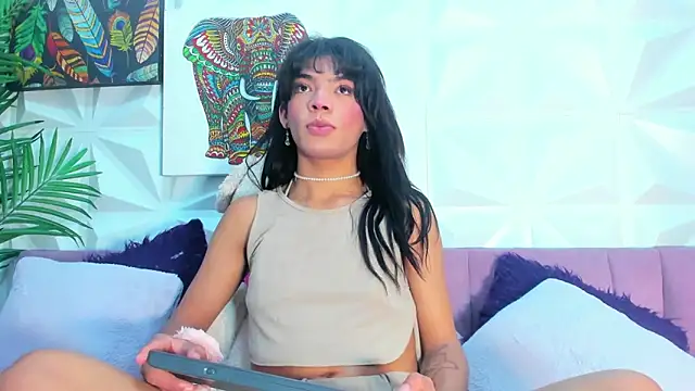 Briyit Doll online show from June 8, 1:21 pm
