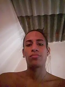 AlexaWarner online show from November 20, 4:07 pm