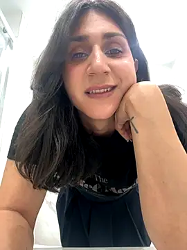 Snapshot of Ary_art chatting on November 2, 12:08 am Ary art online show from November 2, 12:08 am