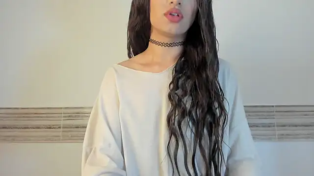 Sophia Cambpell online show from September 18, 8:47 pm