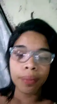 Snapshot of evelyn_wine chatting on January 10, 5:26 am evelyn wine online show from January 10, 5:26 am