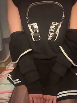 egirl711 online show from January 25, 12:06 am