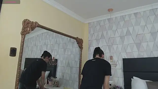 JustinePerry online show from October 3, 3:50 am