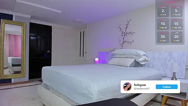 charolbruce 1 online show from October 27, 12:13 pm