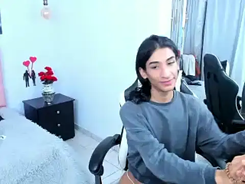SofiaNaugthyxTS online show from March 15, 9:04 pm