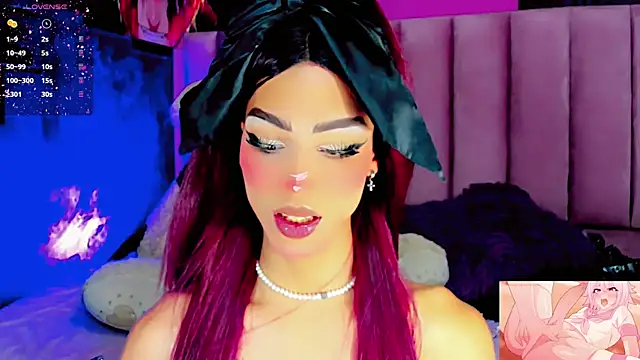 dollswit01 online show from March 22, 9:10 pm