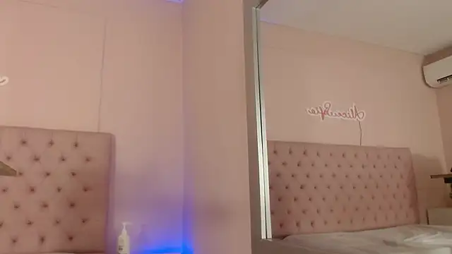 alice sofia online show from December 21, 1:50 pm