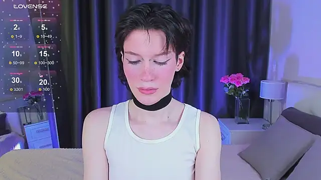 Kolette Gray online show from February 28, 5:26 am