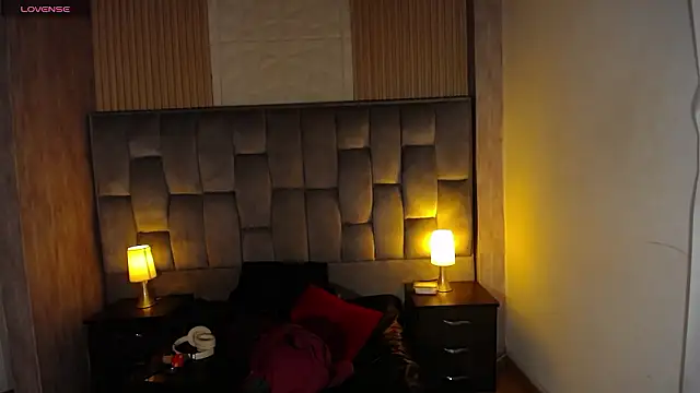 kittyhouse hs online show from January 7, 9:18 pm