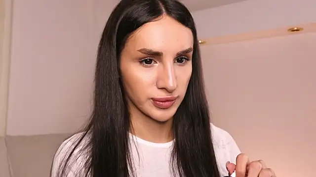 Kim Oberlin  online show from September 16, 1:26 pm