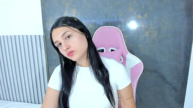 lana boomer online show from November 4, 8:08 pm