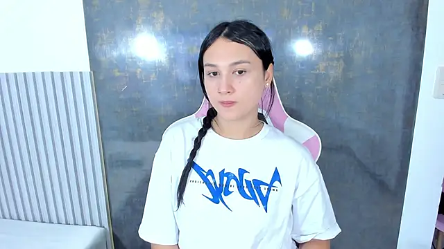 lana boomer online show from November 6, 8:20 pm