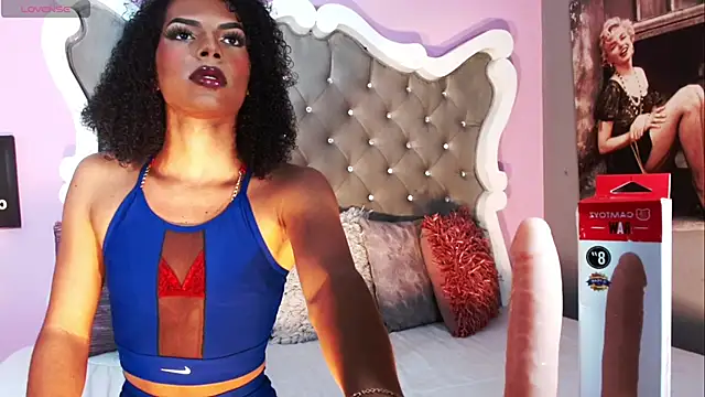 Diva Smith02 online show from January 11, 11:45 am