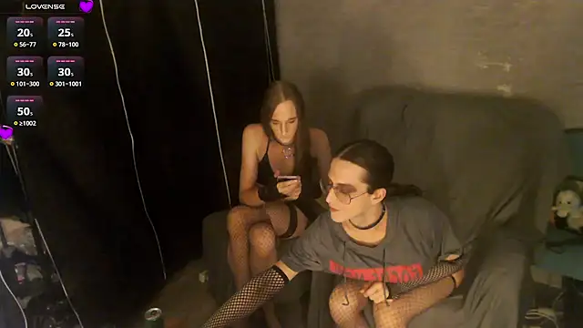 LilaNessa online show from August 1, 10:43 pm