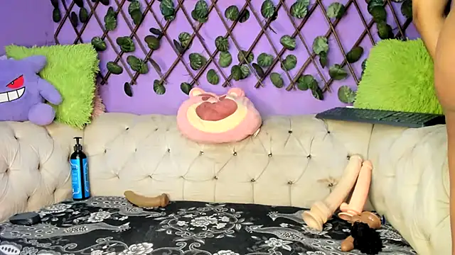 amydelahozgomez online show from September 23, 7:14 am