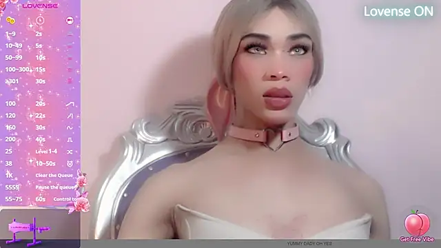 Dafnne Dirty online show from February 26, 2:26 am
