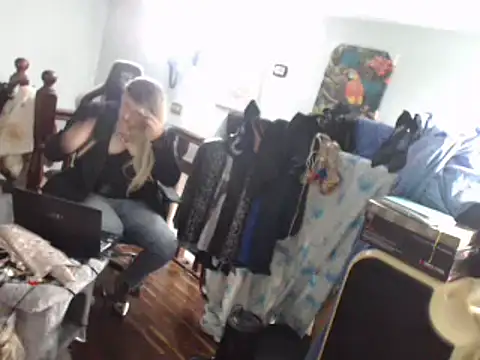 emmex671 online show from March 3, 6:24 am